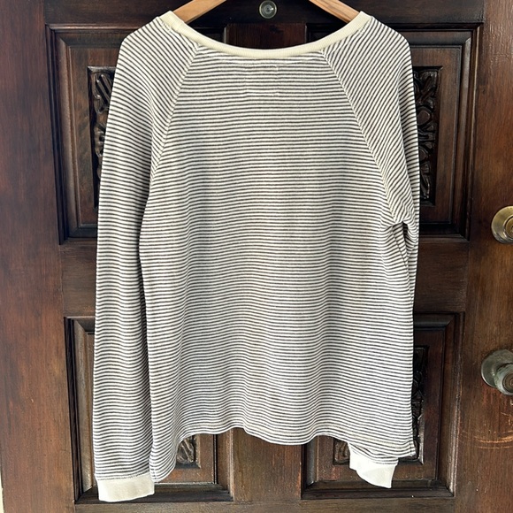 Blue 84 Northwest Missouri State crewneck, size Large - Picture 7 of 9